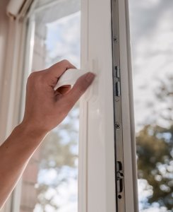 SERWIS OKIENEK UPORA SIĘ Z KAŻDĄ AWARIĄ